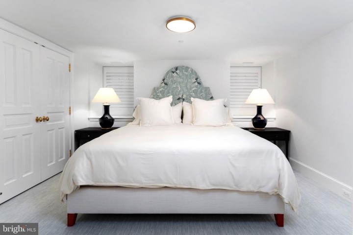 215 KING GEORGE ST, ANNAPOLIS, MD 21401