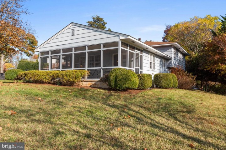 1610 KNOLL RD, ANNAPOLIS, MD 21409