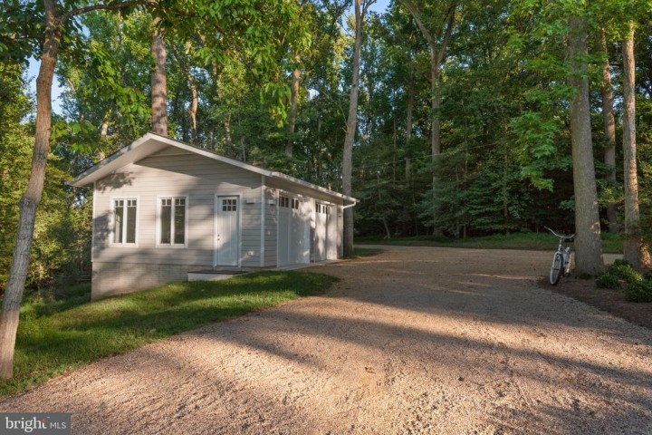 197 W LAKE DR, ANNAPOLIS, MD 21403
