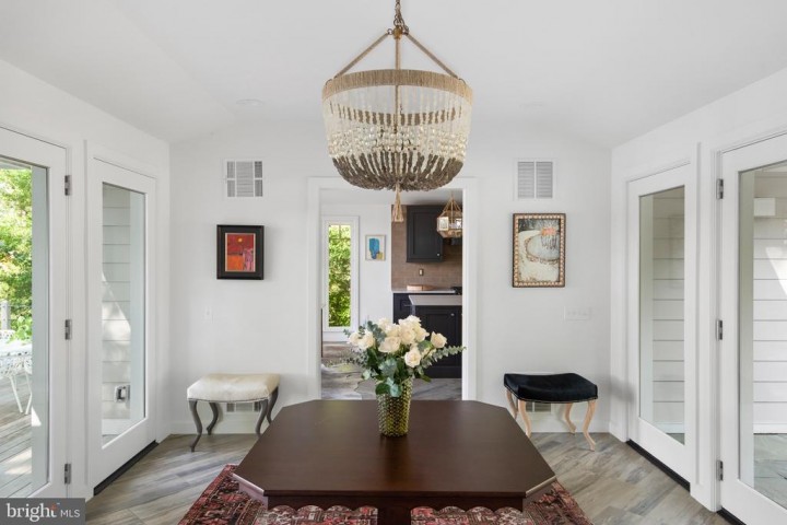 197 W LAKE DR, ANNAPOLIS, MD 21403