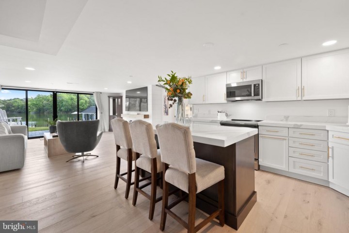 3275 HARNESS CREEK RD, ANNAPOLIS, MD 21403