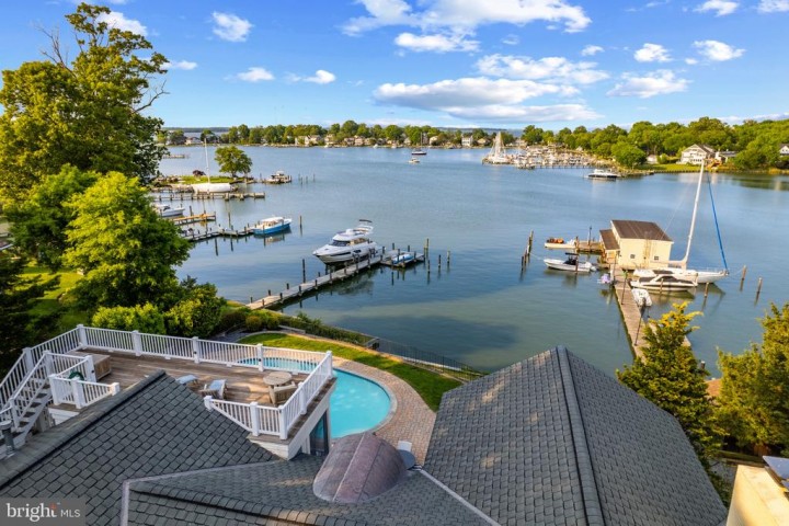 168 W LAKE DR, ANNAPOLIS, MD 21403