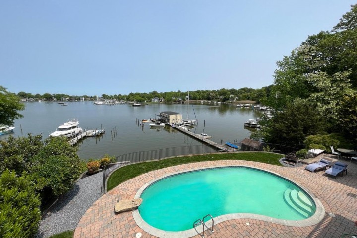 168 W LAKE DR, ANNAPOLIS, MD 21403