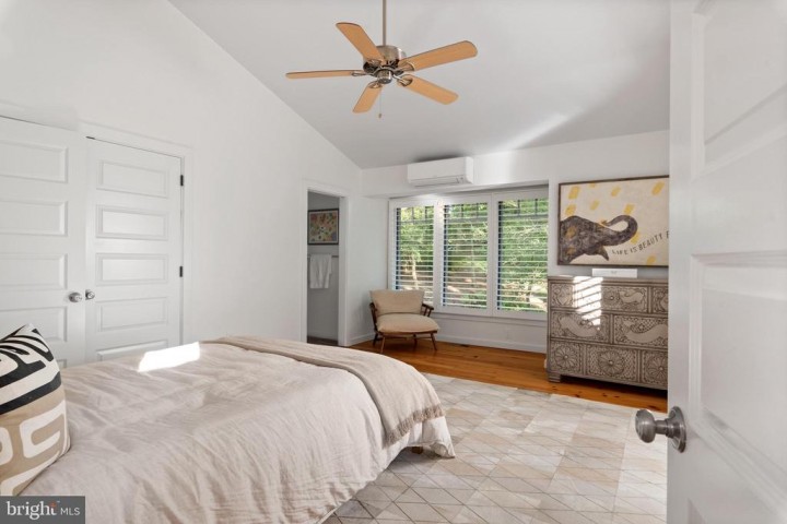 197 W LAKE DR, ANNAPOLIS, MD 21403