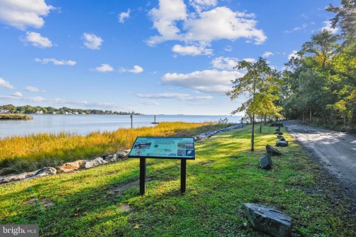 3736 THOMAS POINT RD, ANNAPOLIS, MD 21403