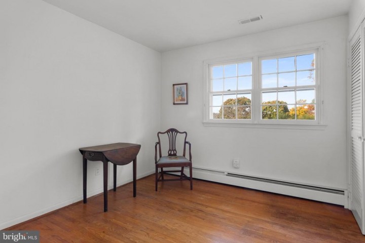 1610 KNOLL RD, ANNAPOLIS, MD 21409