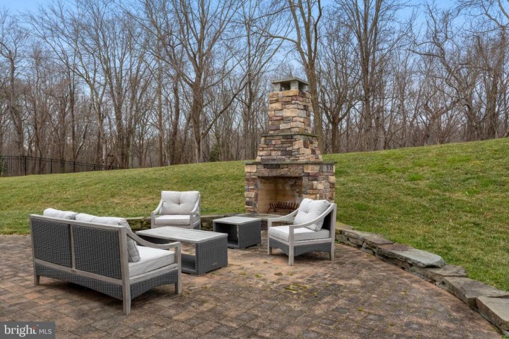 1403 FALLS RUN CT, DAVIDSONVILLE, MD 21035