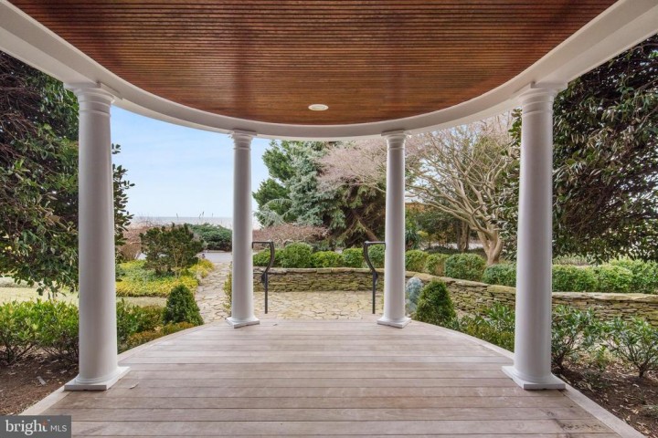 39 BAY DR, ANNAPOLIS, MD 21403