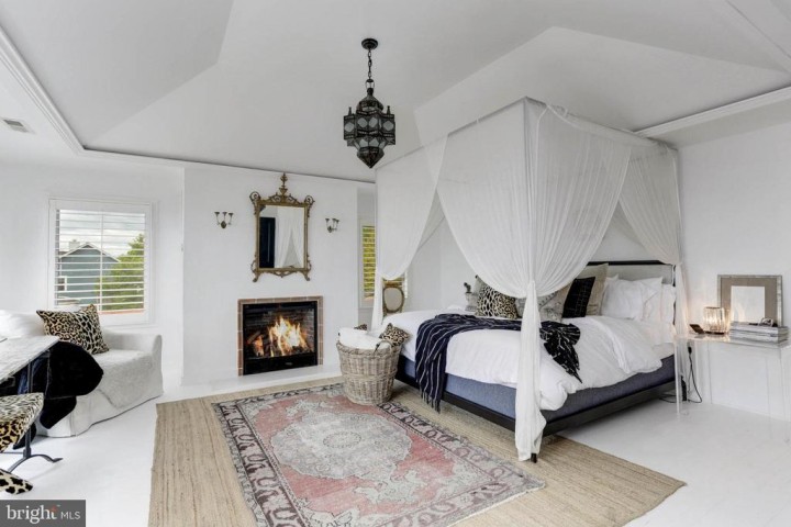 31 BAY DR, ANNAPOLIS, MD 21403