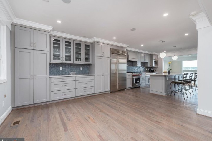 6 EASTERN AVE, ANNAPOLIS, MD 21403